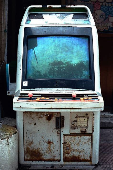 The Eerie World Of Abandoned Arcade Games Artofit