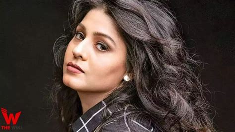 Sunidhi Chauhan Singer Height Weight Age Affairs Biography And More