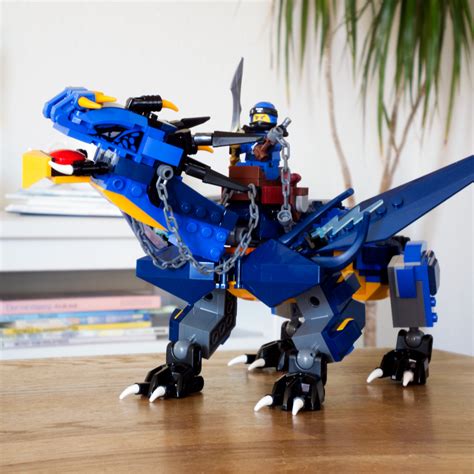 Lightning Dragon Unleashed LEGO NINJAGO 70652 Stormbringer Atelier