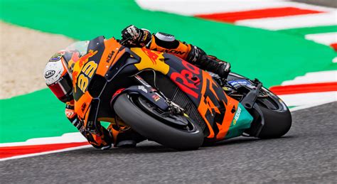 MotoGP Brad Binder Signs New Three Year Deal With Red Bull KTM