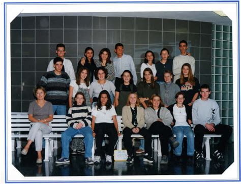 Photo de classe 1ère STTA de 1997 Lycée Jehan De Chelles Copains d avant