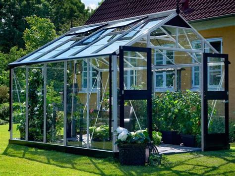 Теплицы из стекла Juliana Premium - gartenburo.ru