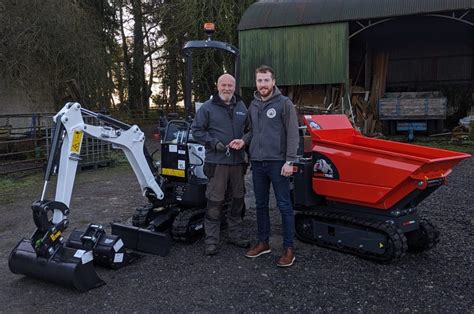 Bobcat E10z Micro Digger And Dumper Head To Kildare Adare Machinery