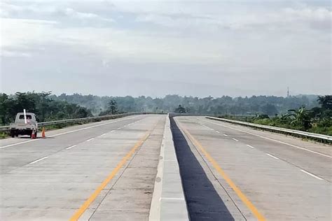 Satu Hari Kendaraan Yang Melintas Di Tol Pandaan Malang Saat Fungsional