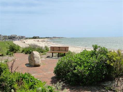 Falmouth Heights Beach, Falmouth, Cape Cod | WeNeedaVacation.com