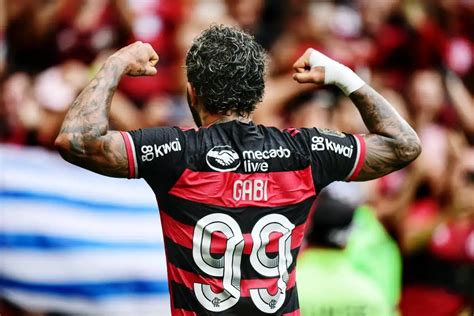 Gabigol Abre Canal No Youtube Para Mostrar Bastidores E História No