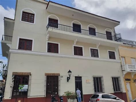 Edificio En Venta En La Zona Colonial Cercano A Sectores Como Gazcue