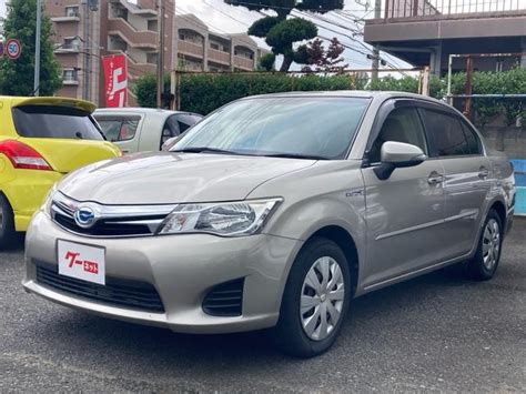 TOYOTA COROLLA AXIO HYBRID G 2014 SILVER 70629 Km Details