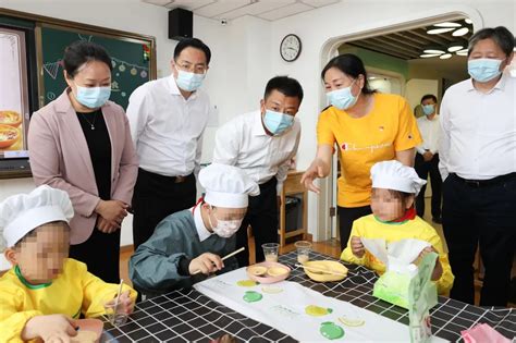 杜小刚在“全国助残日”来临之际进行走访调研