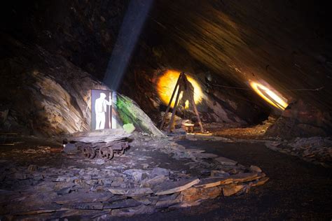 Llechwedd Slate Caverns, Snowdonia - Mini Travellers - Family Travel ...