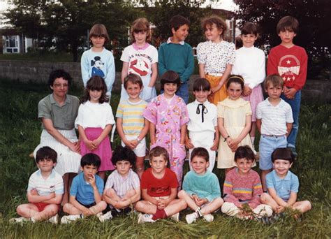 Photo De Classe CP De 1985 Ecole Primaire Saint Xandre Copains D Avant