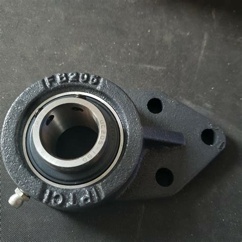 IPTCI UCFB 205 16 3 Bolt Tongue Flange Bracket Bearing 1 Bore W Set