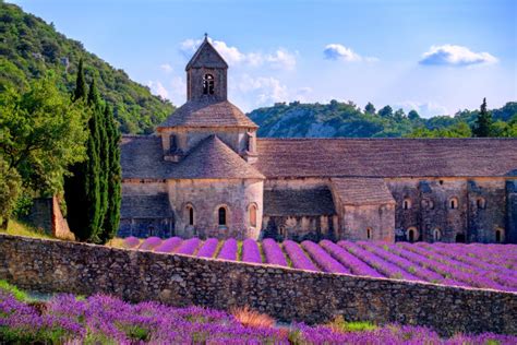 Le Plus Beau Village Du Monde