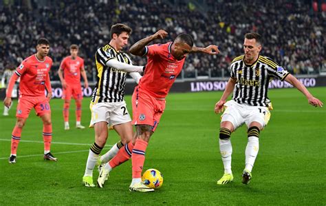serie  table  top goal scorers updated  juventus udinese