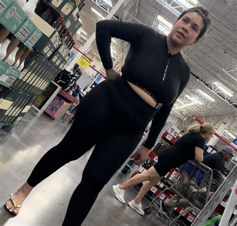 Thicc Milf Latina Only Oc Spandex Leggings Yoga Pants Forum