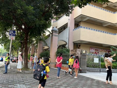 中市府守護學童交通安全 持續挹注經費改善通學步道 新新聞