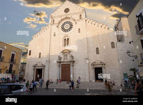 Bari, Puglia, Italy. August 2021. In the historic center, the old Bari ...