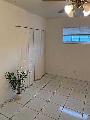 17201 NW 53rd Ave Miami Gardens FL 33055 Realtor