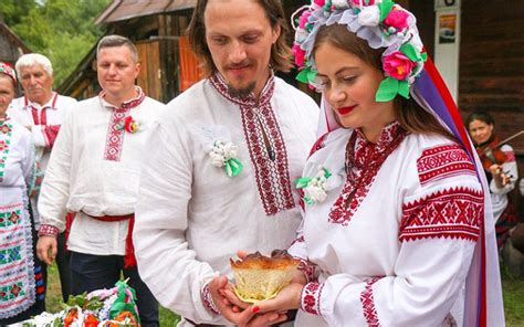 Традиции и обычаи белорусов: описание и фото