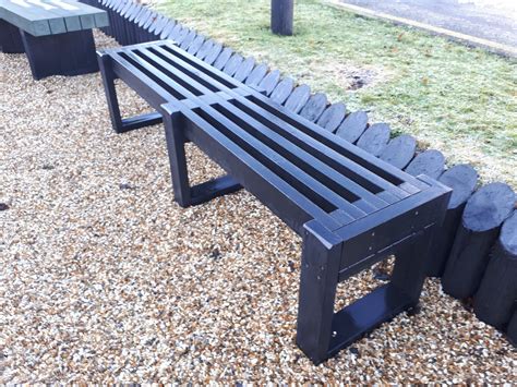 Skipton Bench | British Recycled Plastic