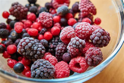 Frutti Di Bosco Congelati Perch Meglio Farli Bollire Prima Di