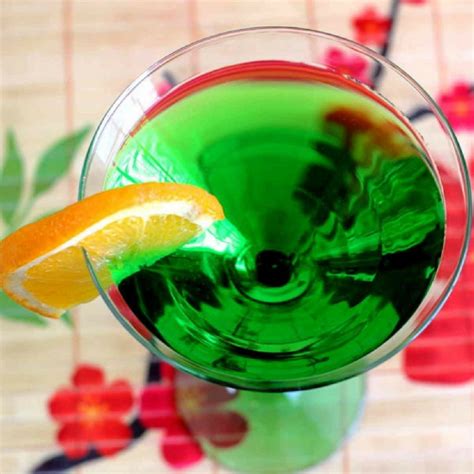 3 Green Cocktails To Celebrate St Patrick S Day MomTrendsMomTrends