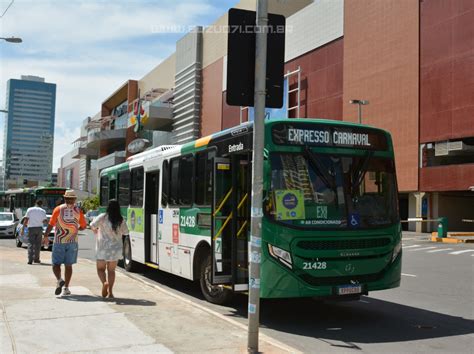 Sucesso entre os foliões Expresso Salvador já transportou mais de 60