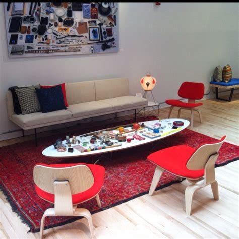 Herman Miller Pop Up Store In Soho Pop Up Store Kotatsu Table Home