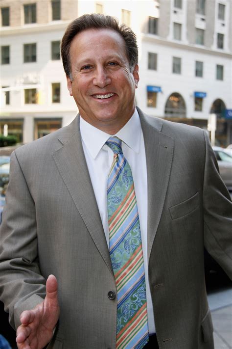 NBC 4 NY sports anchor Bruce Beck robbed of wallet in NYC