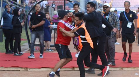 BRI Liga 1 Persik Kediri Adukan Wasit Kontra PSM Makassar Ke PSSI