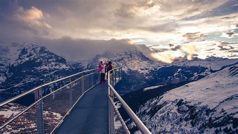 Explore Interlaken: Alpine Paradise Nestled in Swiss Alps | Switzerland ...