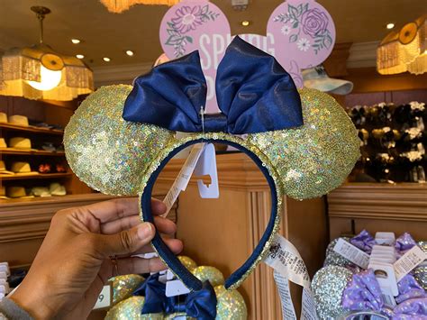 New Gold And Blue Sequined Minnie Ear Headband Shines At Disneyland