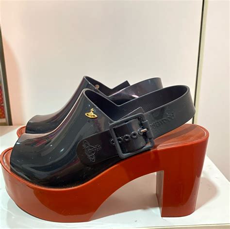 Sandália Melissa Mule Vivienne Westwood Anglomania Cor Preta