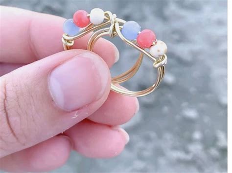 Anillo Hecho A Mano Envuelto En Alambre De Cuentas Etsy