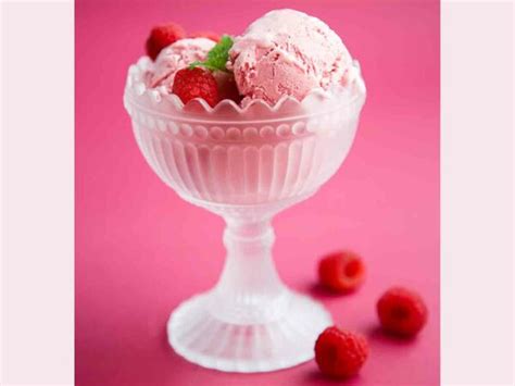 Yaourt Glac Frozen Yoghourt La Framboise D Couvrez Les Recettes