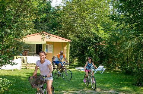 Ontdek Onze Naturistenvideo S Domaine De L Eglanti Re