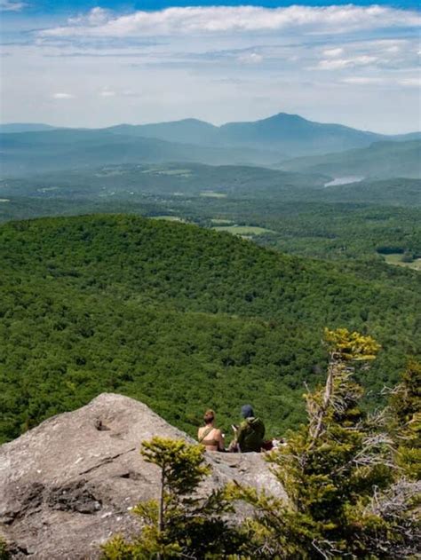 Hiking in Stowe Vermont - Vermont Explored