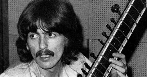 George Harrison's first sitar auctioned - macca-news