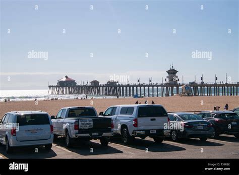 Huntington beach parking hi-res stock photography and images - Alamy