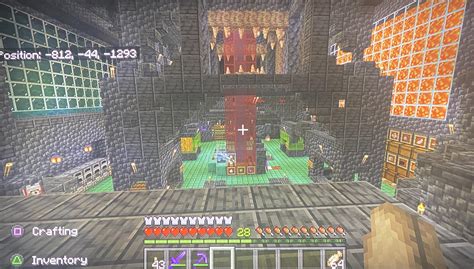 My underground base! : Minecraft