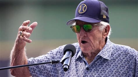 Happy 90th birthday, Bob Uecker