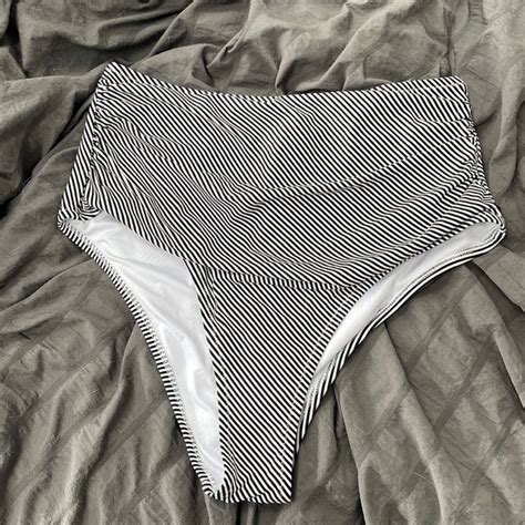 Cupshe Swim Cupshe Bikini Bottom Poshmark