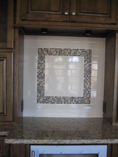 Kitchen Photos | Julia's Custom Windows & Renovations