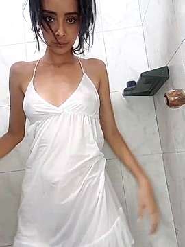 Chloe Sex1 Naked Stripping On Cam For Live Sex Video Chat PrettyPussy