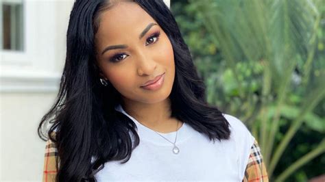 Shenseea Wallpapers Top Free Shenseea Backgrounds Wallpaperaccess