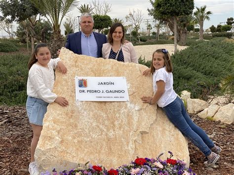 Torre Pacheco dedica un Jardín al Doctor Pedro José Galindo Fernández