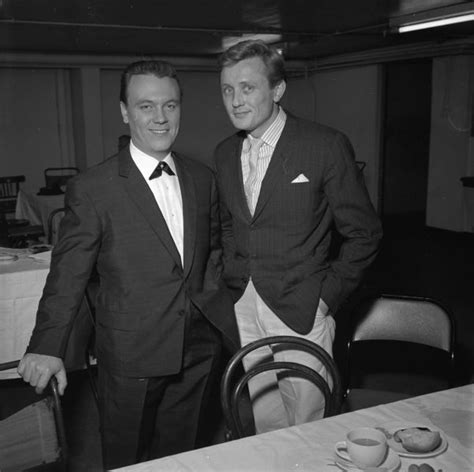 Biography Matt Monro