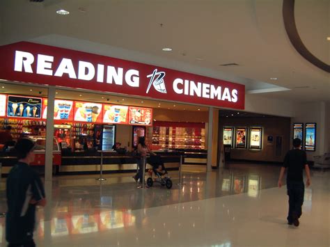 READING CINEMA – Dimension 5 Design