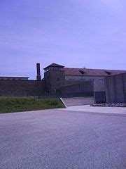 Category Main Wall In The South West Kz Mauthausen Memorial Site