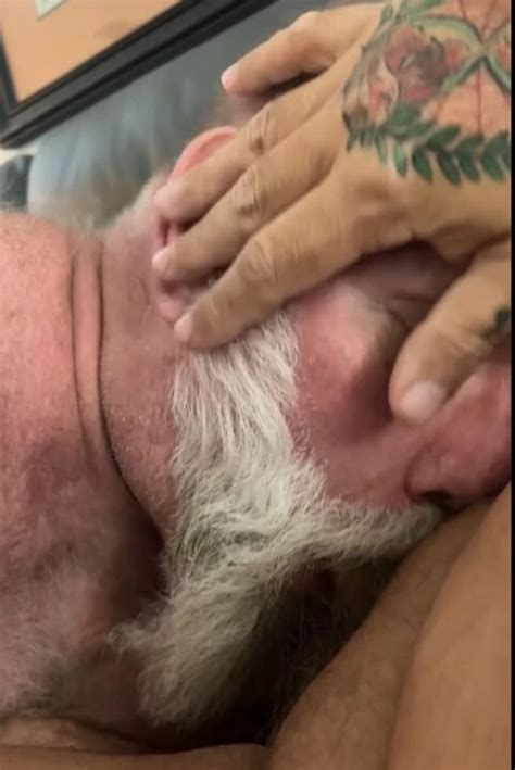Daddybearaz Sucking On His Boy Chefbarez Meat American Gay Bear Porn XHamster